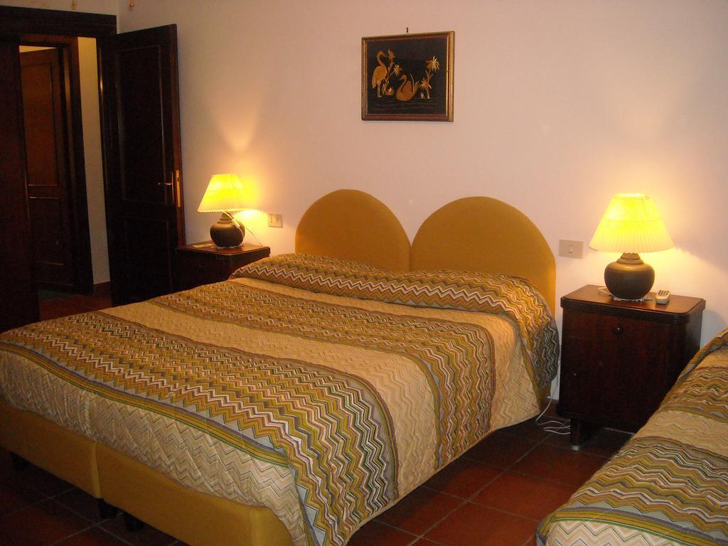 Villa Casale Degli Archi à Castel Gandolfo Extérieur photo